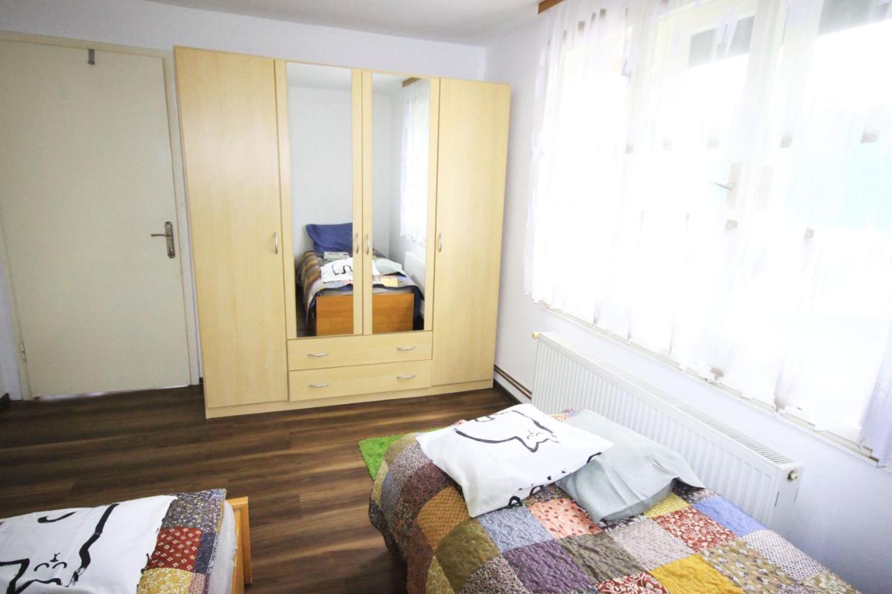 Small House In Celje Exterior foto